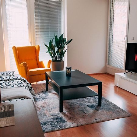 Apartman U Metra, 4 Hoste, Parking Free, Blizko O2 Arena Praga Esterno foto