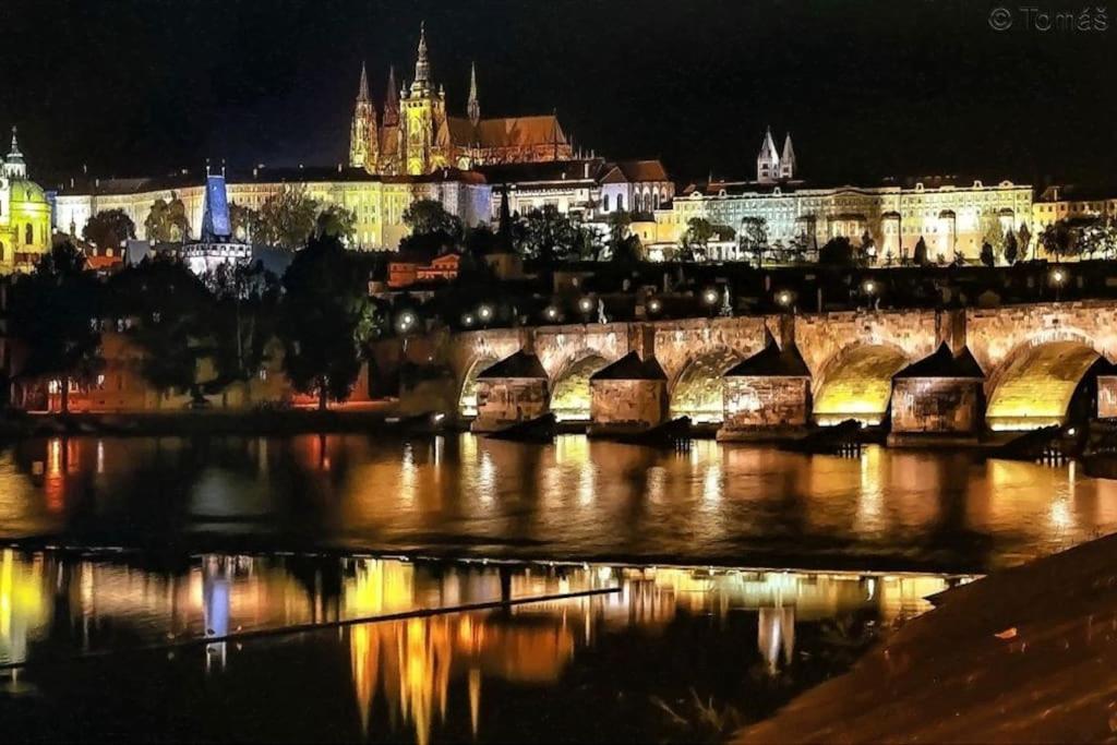 Apartman U Metra, 4 Hoste, Parking Free, Blizko O2 Arena Praga Esterno foto