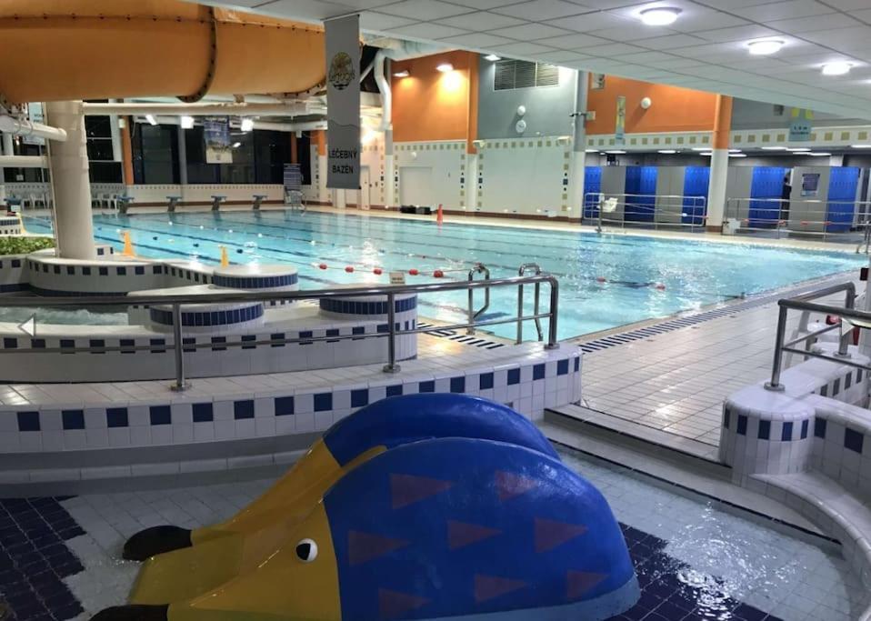 Apartman U Metra, 4 Hoste, Parking Free, Blizko O2 Arena Praga Esterno foto